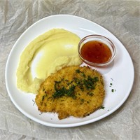 ШНИЦЕЛЬ КУРИНЫЙ С КАРТОФЕЛЕМ ПО- ДЕРЕВЕНСКИ 1006123
