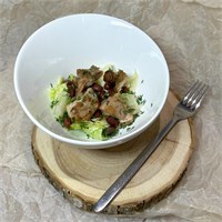 САЛАТ С КУРИНОЙ ПЕЧЕНЬЮ 1011988